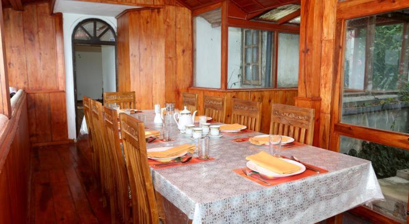Bezel Bungalow Nuwara Eliya Esterno foto