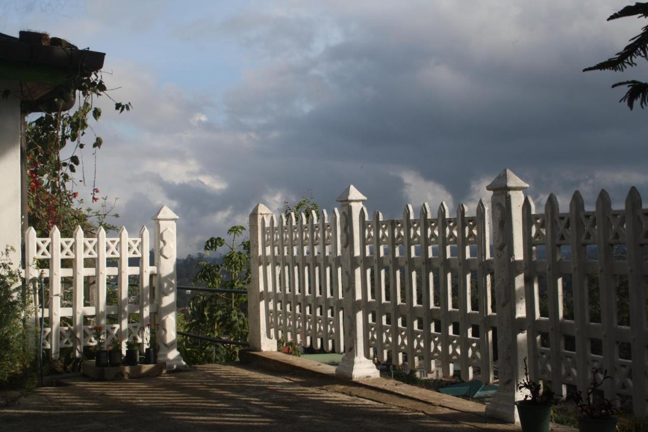 Bezel Bungalow Nuwara Eliya Esterno foto